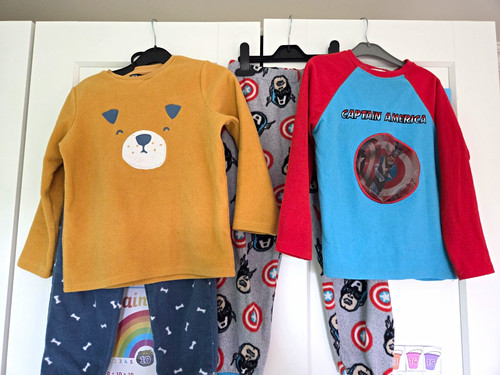 Boys 5yr fleece pyjamas - fleece,